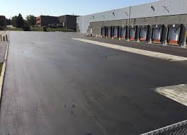 Best Asphalt Driveway Installation  in Perryton, TX